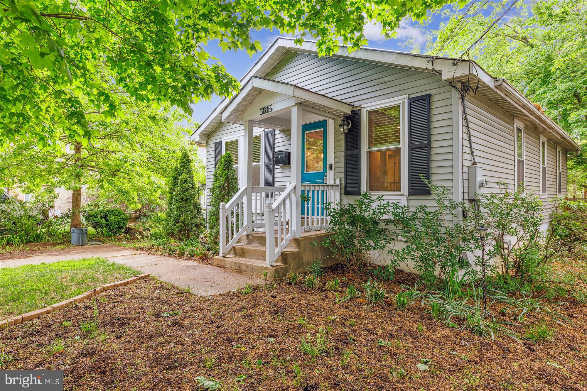 SUNNYSIDE - Residential