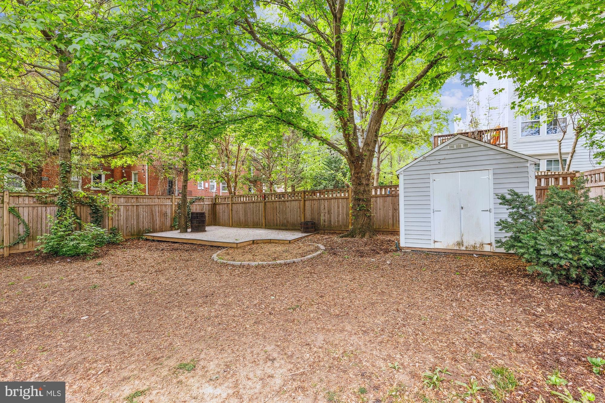 SUNNYSIDE - Residential