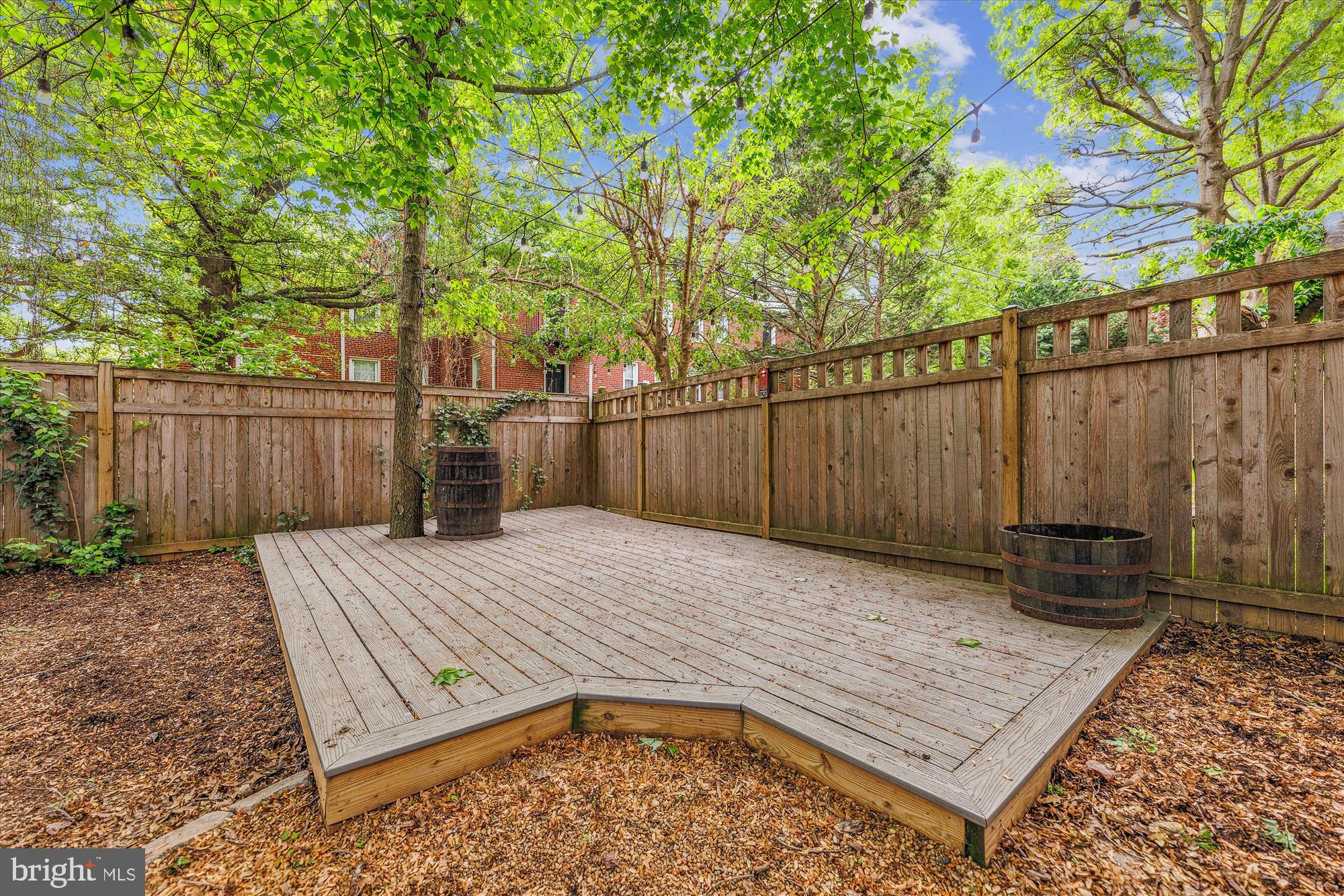 SUNNYSIDE - Residential