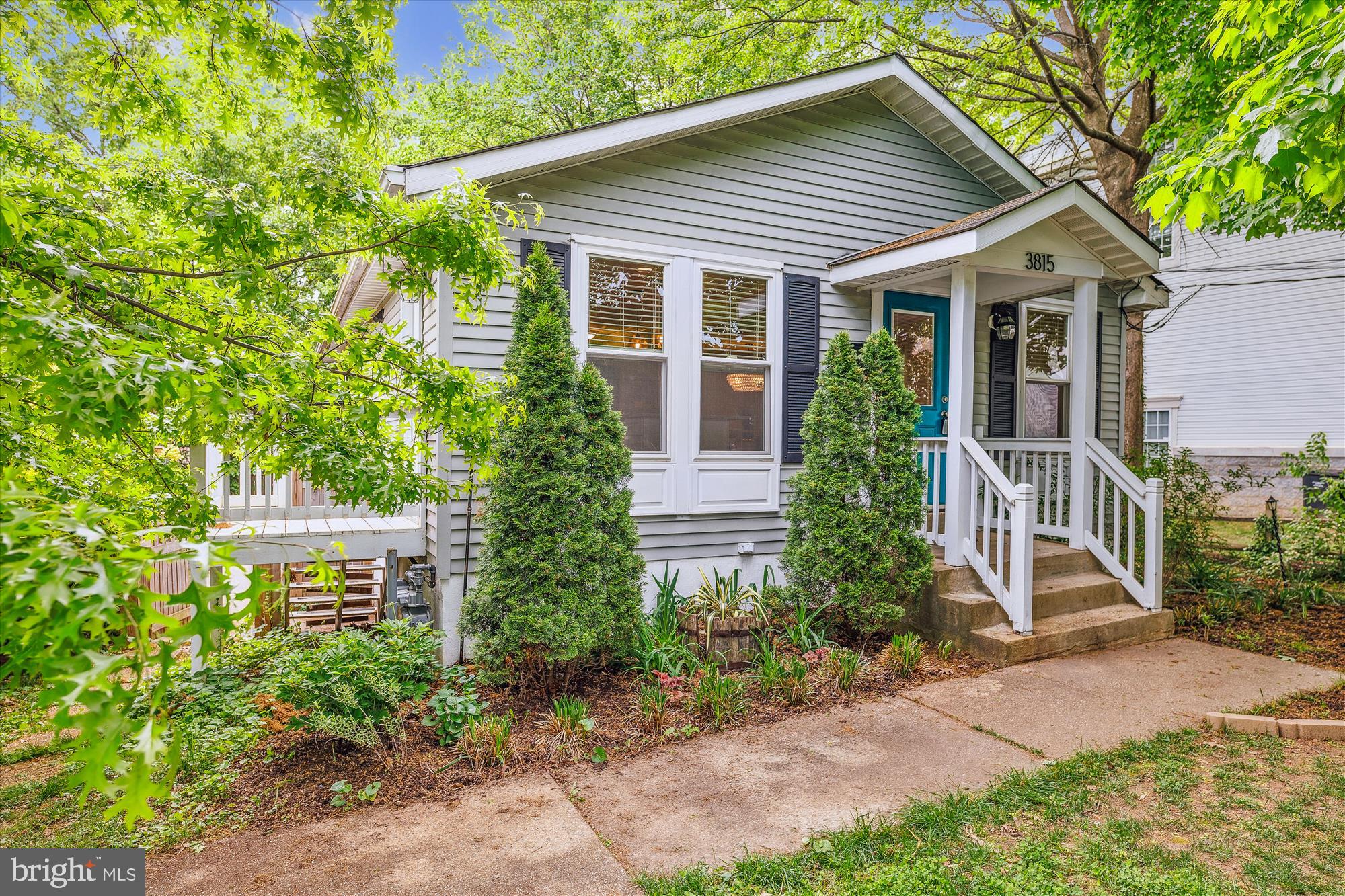 SUNNYSIDE - Residential