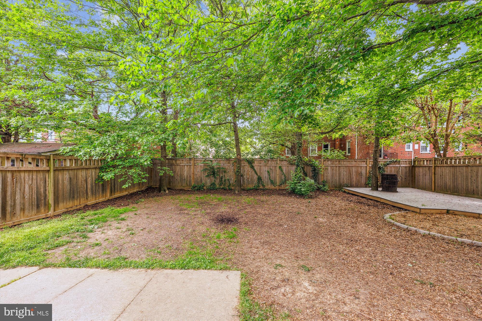 SUNNYSIDE - Residential