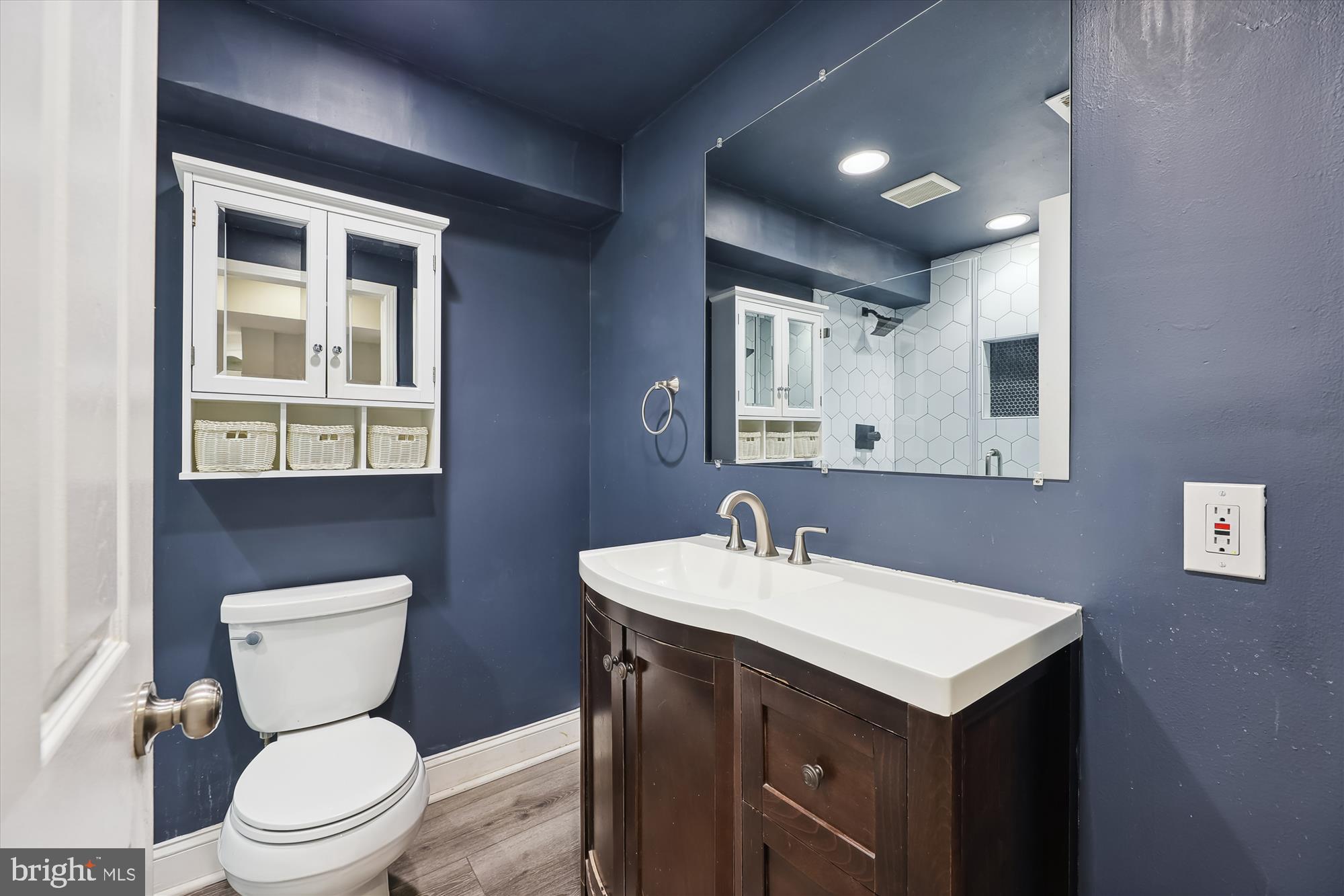 SUNNYSIDE - Residential