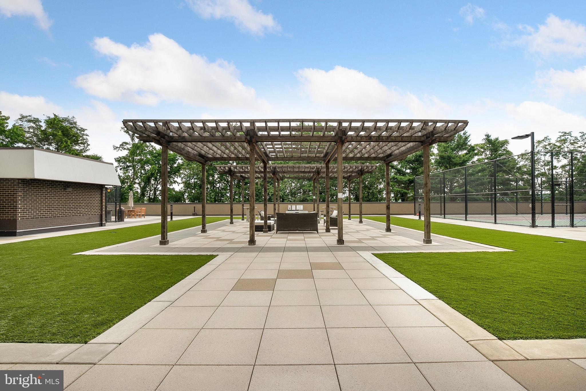 TEMPLETON OF ALEXANDRIA - Residential