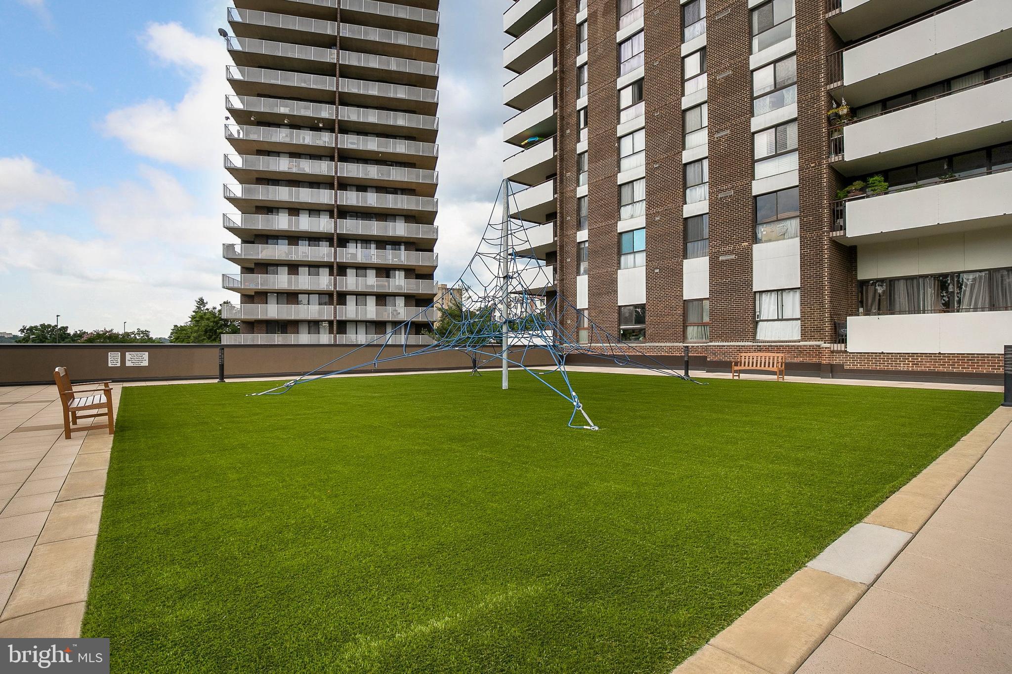 TEMPLETON OF ALEXANDRIA - Residential