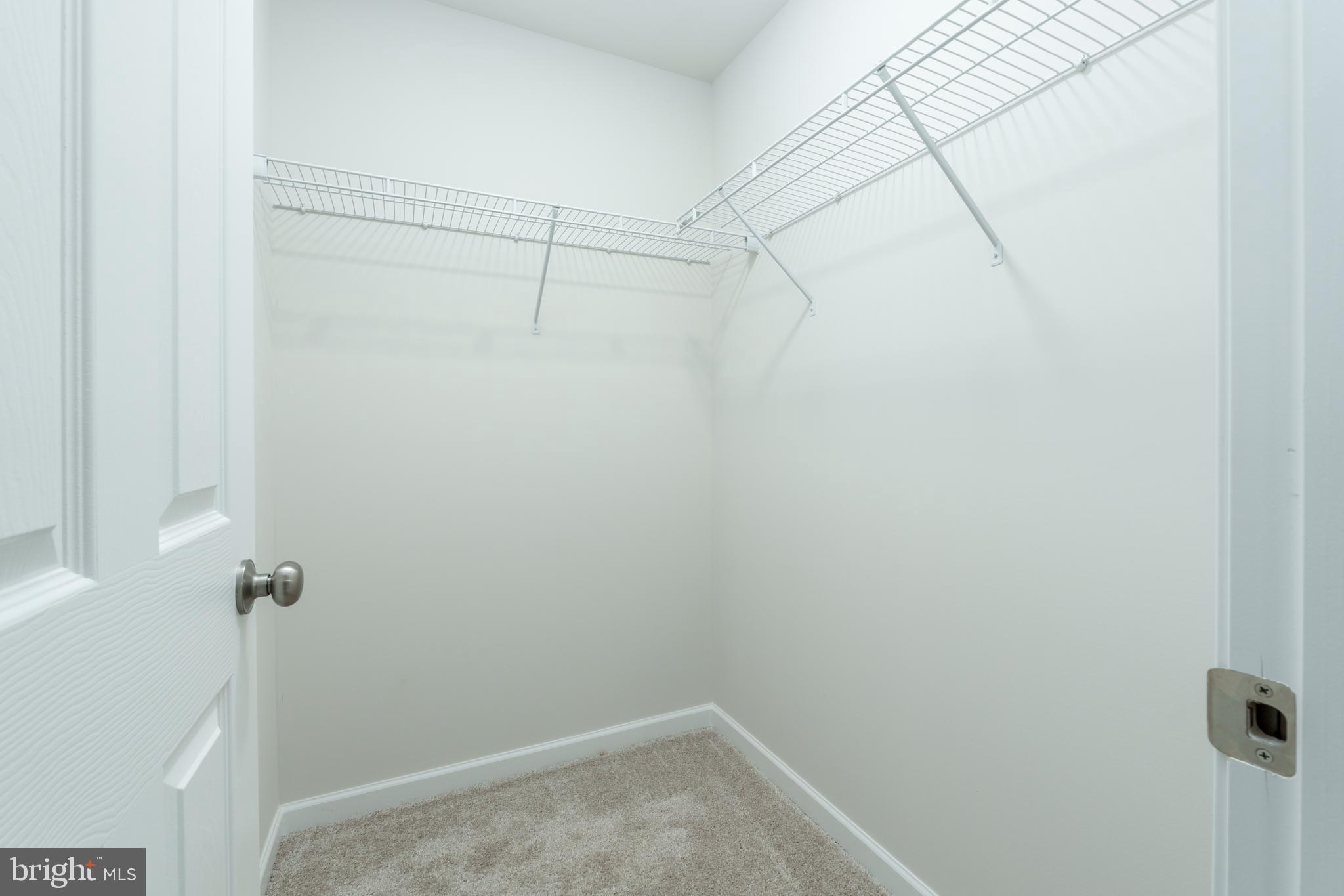 GRAYS POINTE - Residential