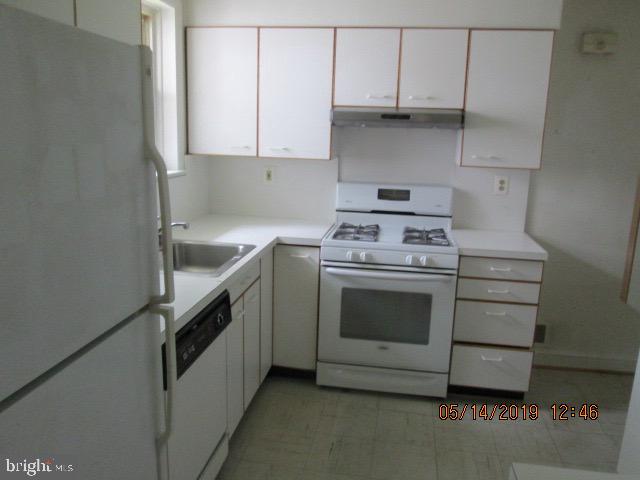 NORTHBROOK ESTATES - Residential