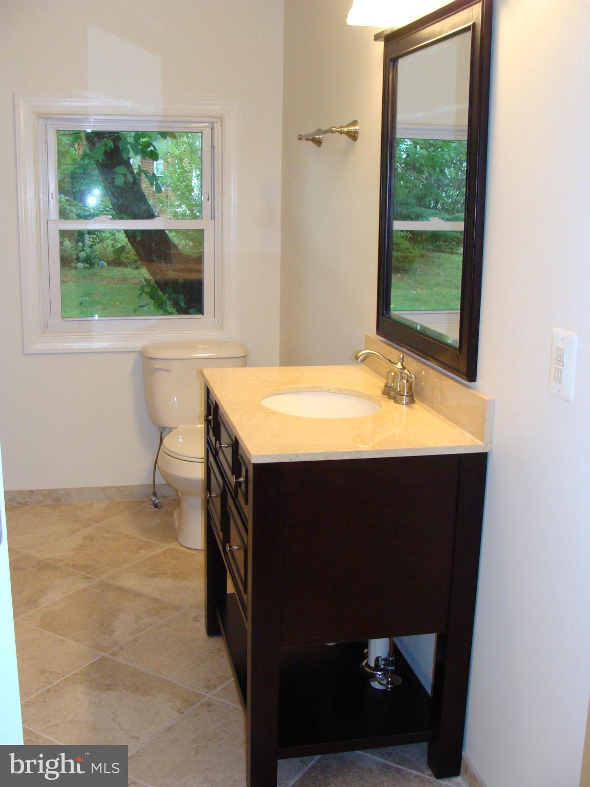 PIMMIT HILLS - Residential Lease