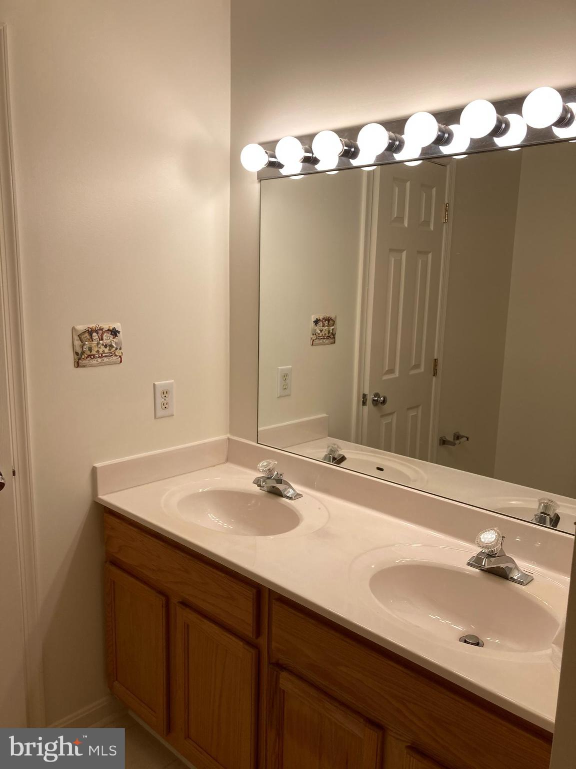 SPRING MILLS - Residential