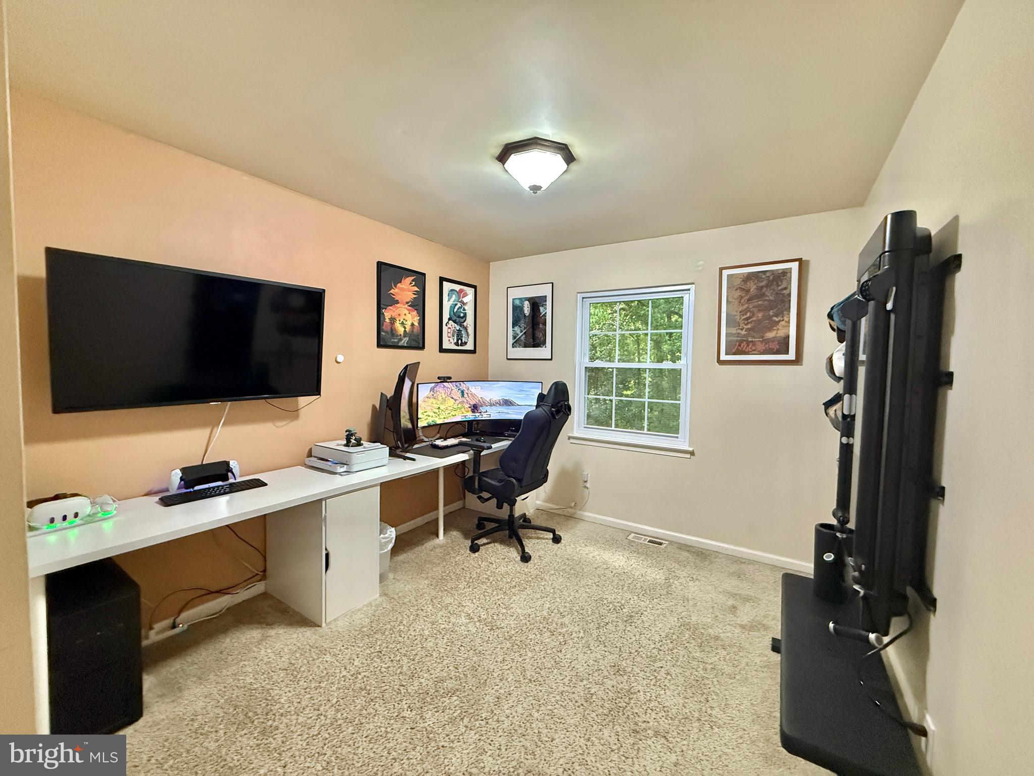 WOODLAWN MEWS - Residential Lease