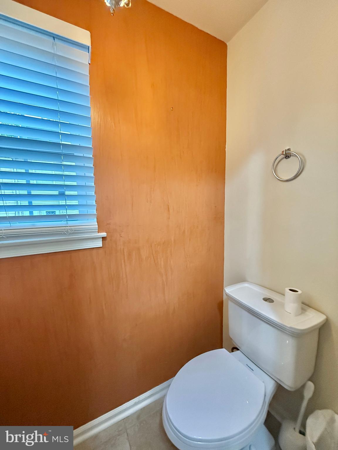 WOODLAWN MEWS - Residential Lease