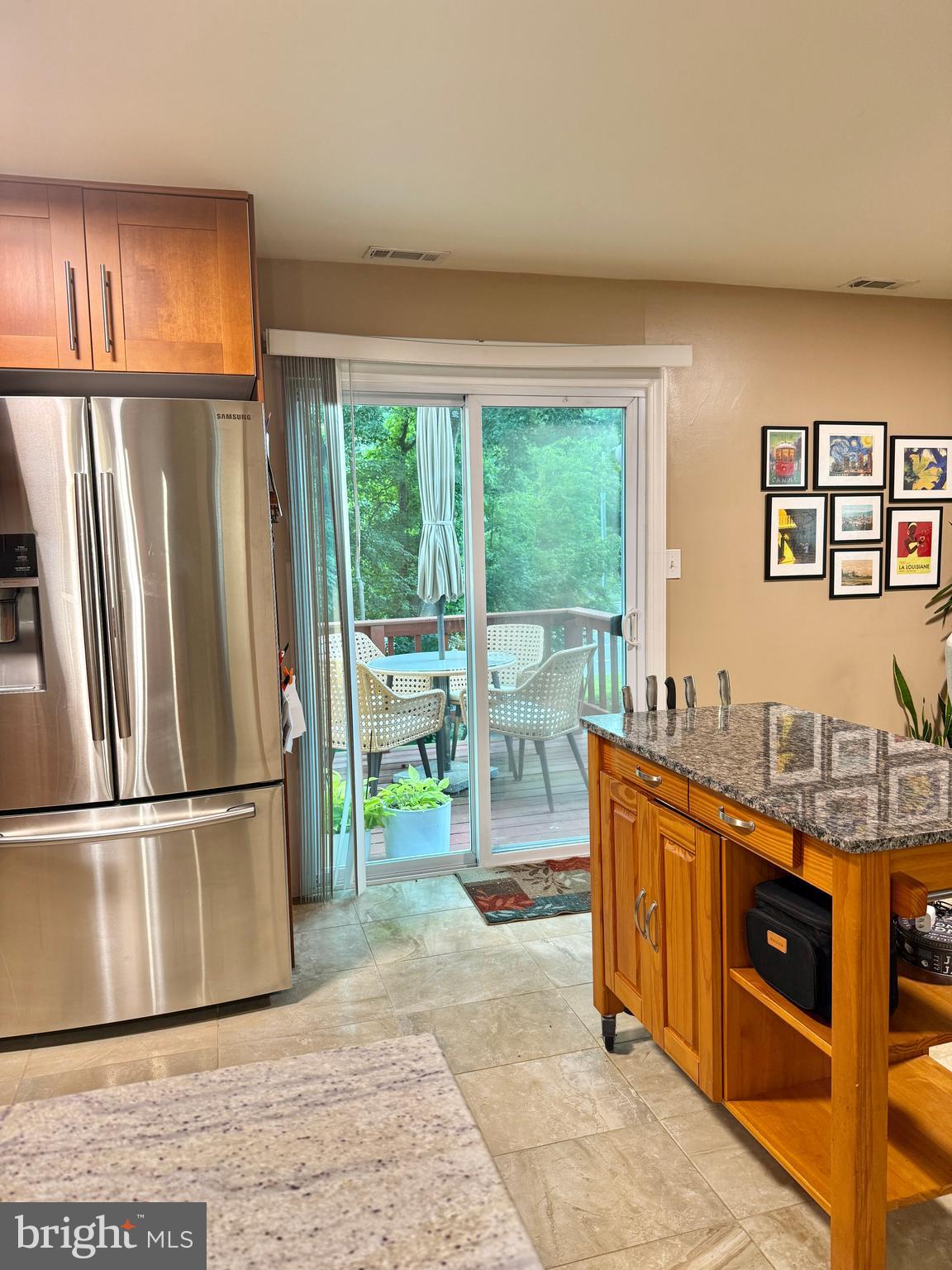 WOODLAWN MEWS - Residential Lease