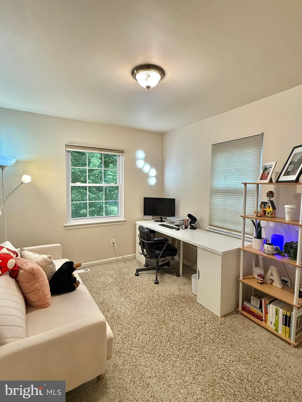 WOODLAWN MEWS - Residential Lease