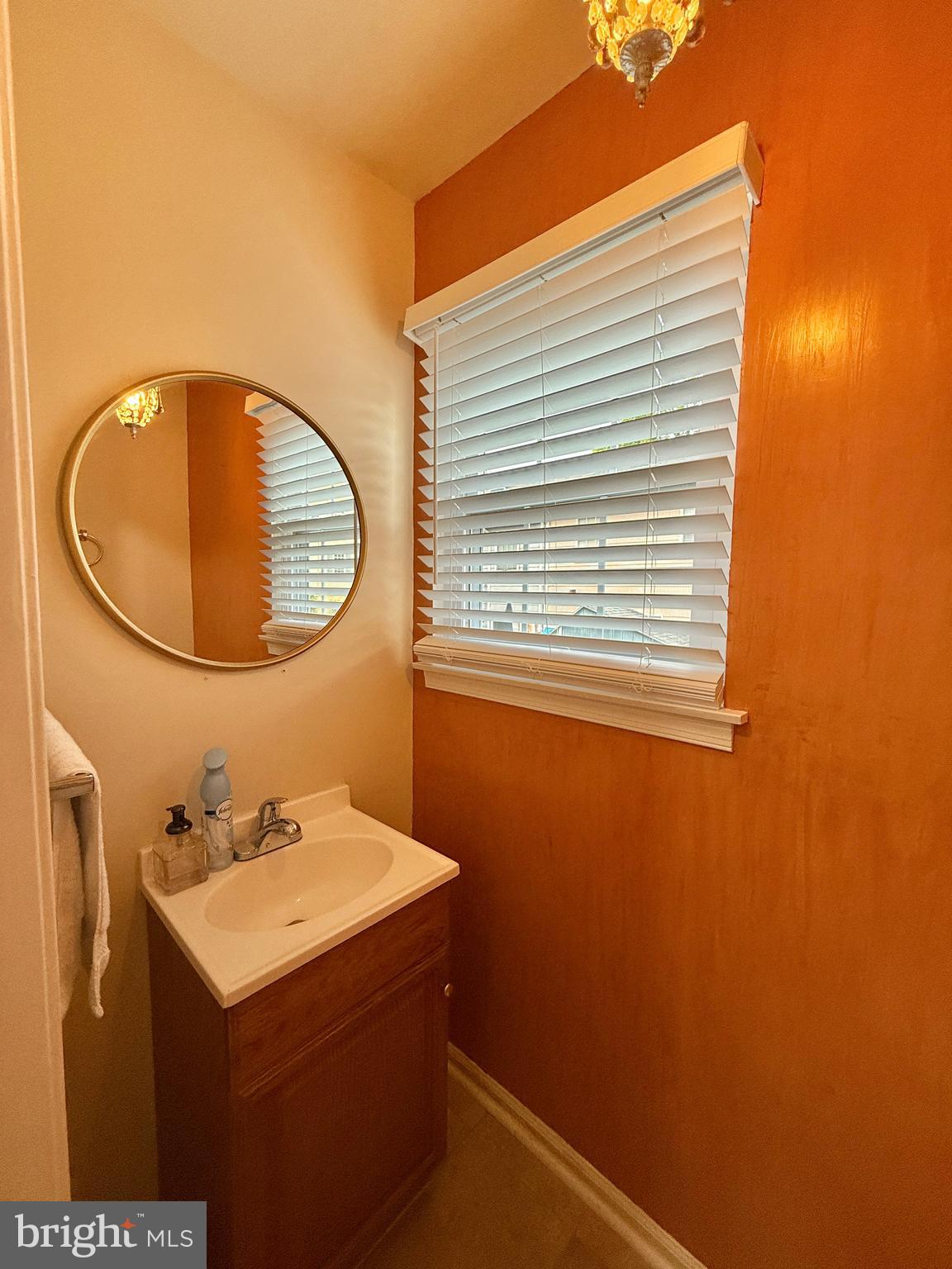 WOODLAWN MEWS - Residential Lease