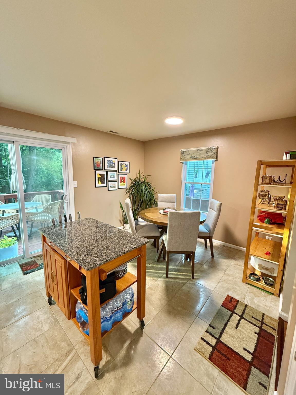 WOODLAWN MEWS - Residential Lease