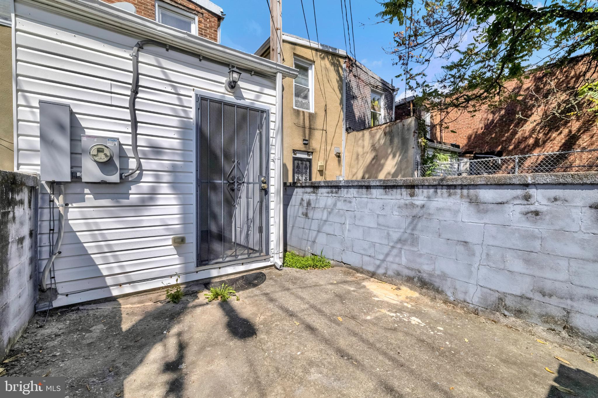 JOHNS HOPKINS - Residential Lease
