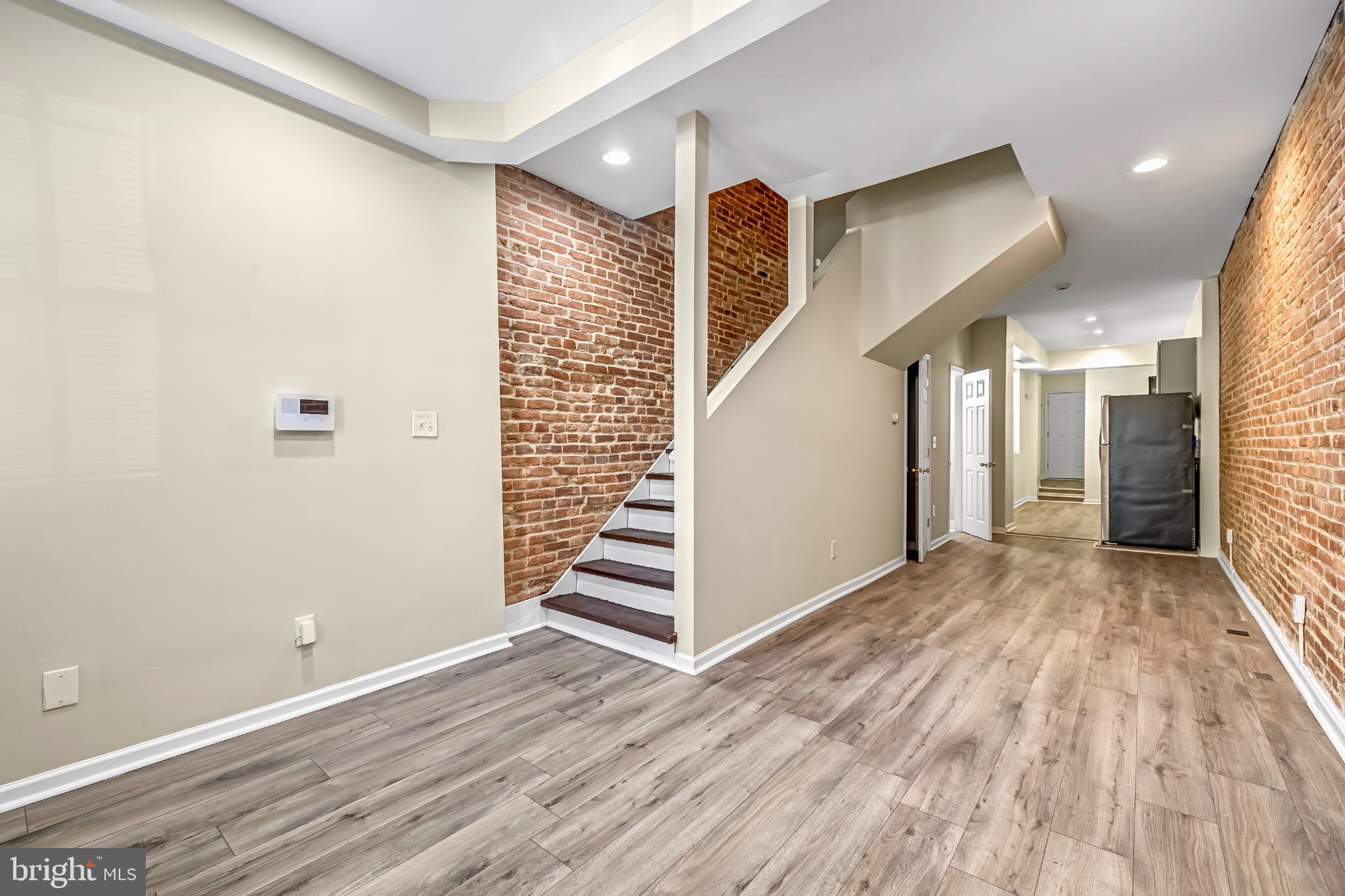JOHNS HOPKINS - Residential Lease