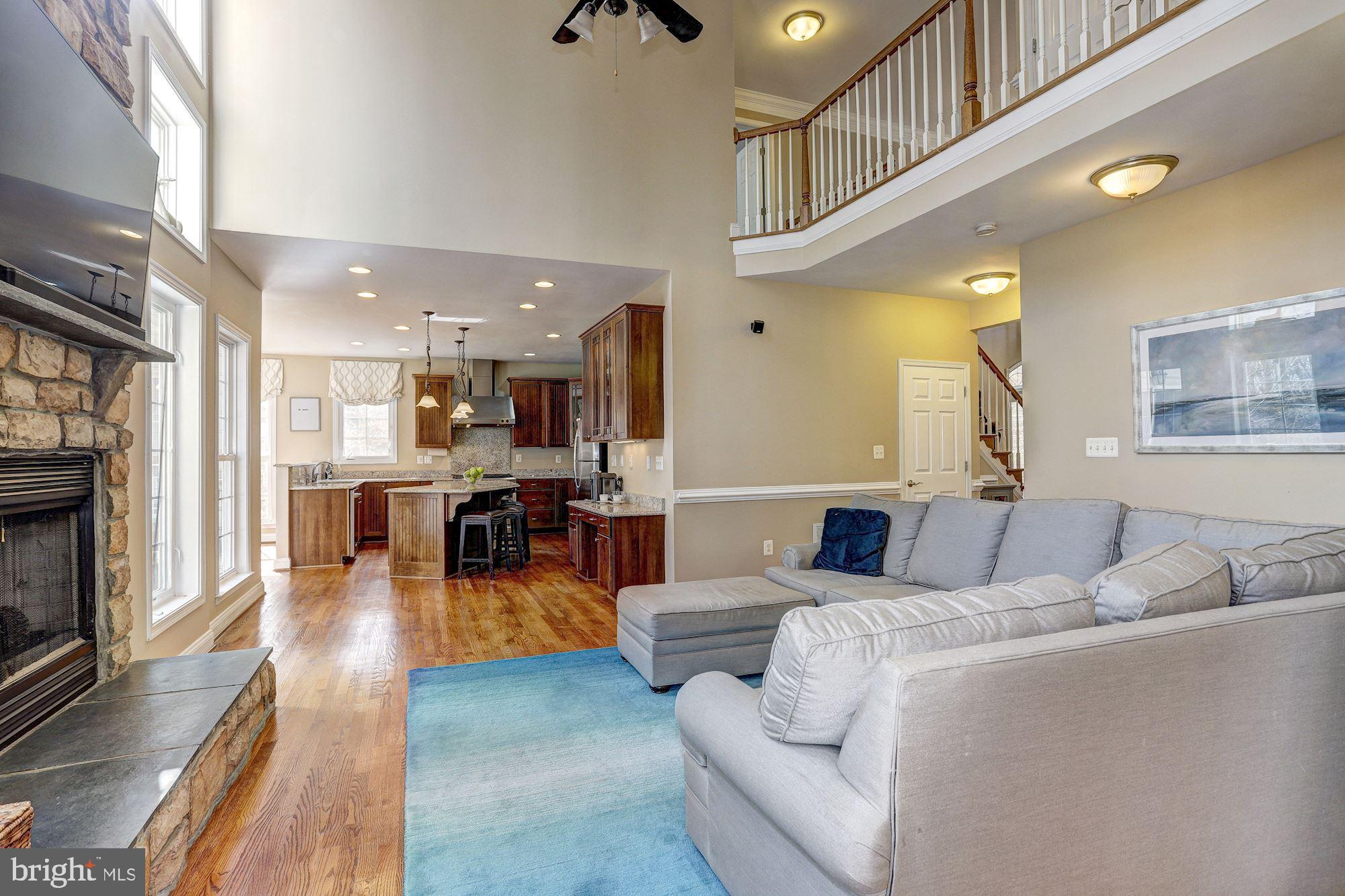 AUTUMN VIEW - Residential