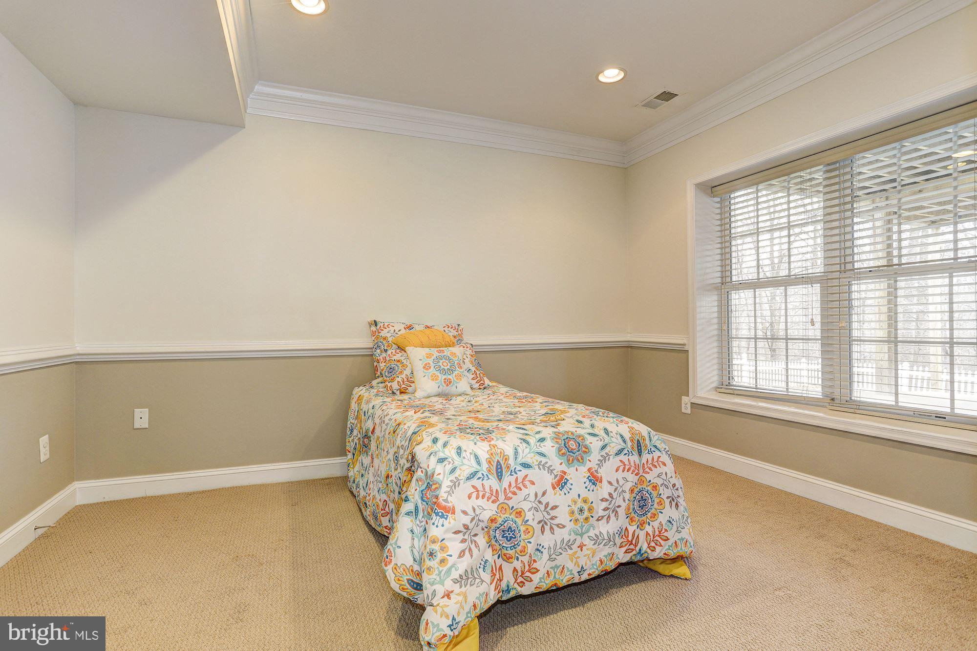 AUTUMN VIEW - Residential