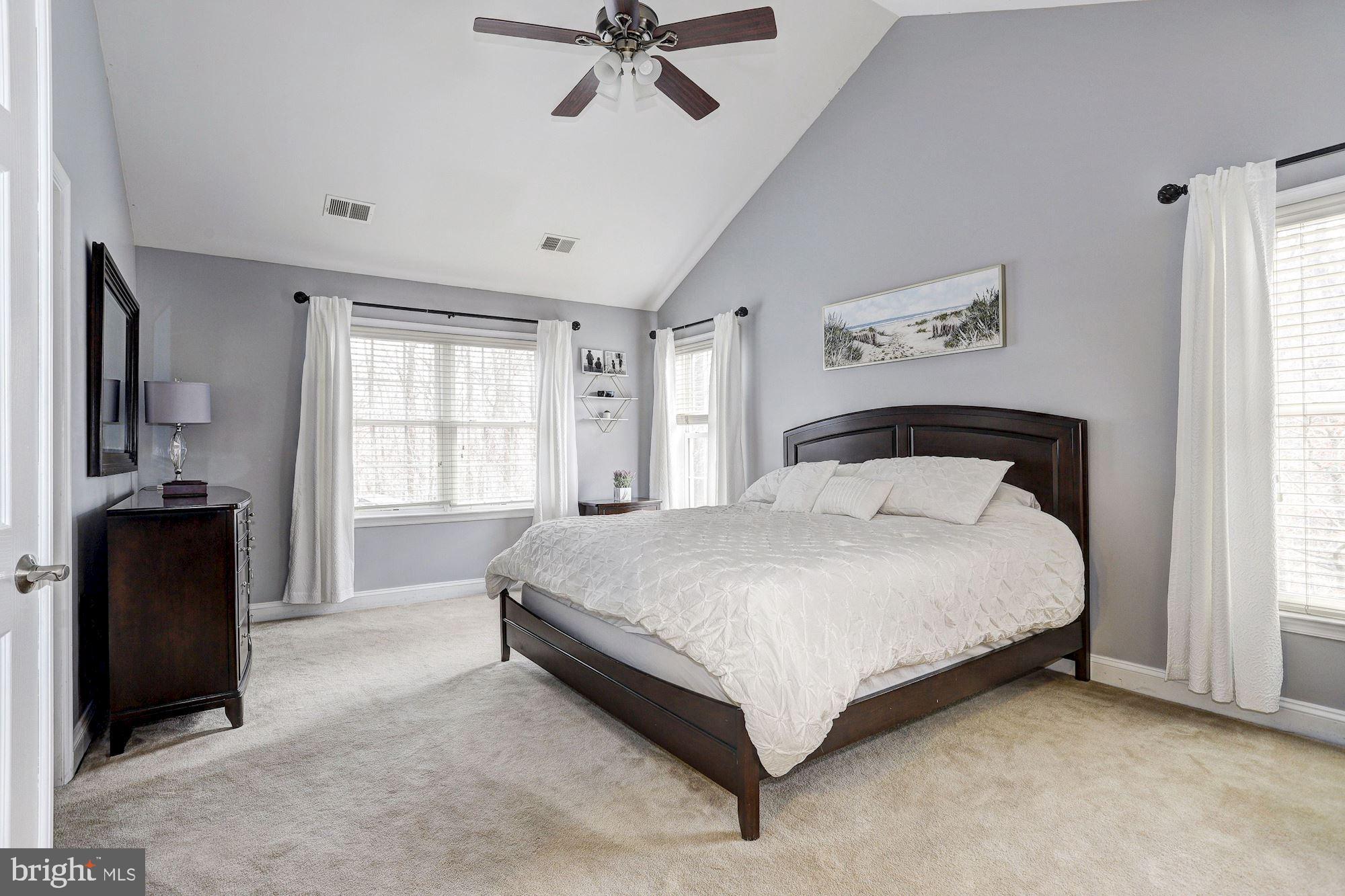 AUTUMN VIEW - Residential