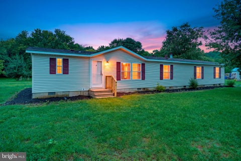 Mobile Home For Sale - 97 Yoemans Tale Lane<br/> FELTON, DE 19943