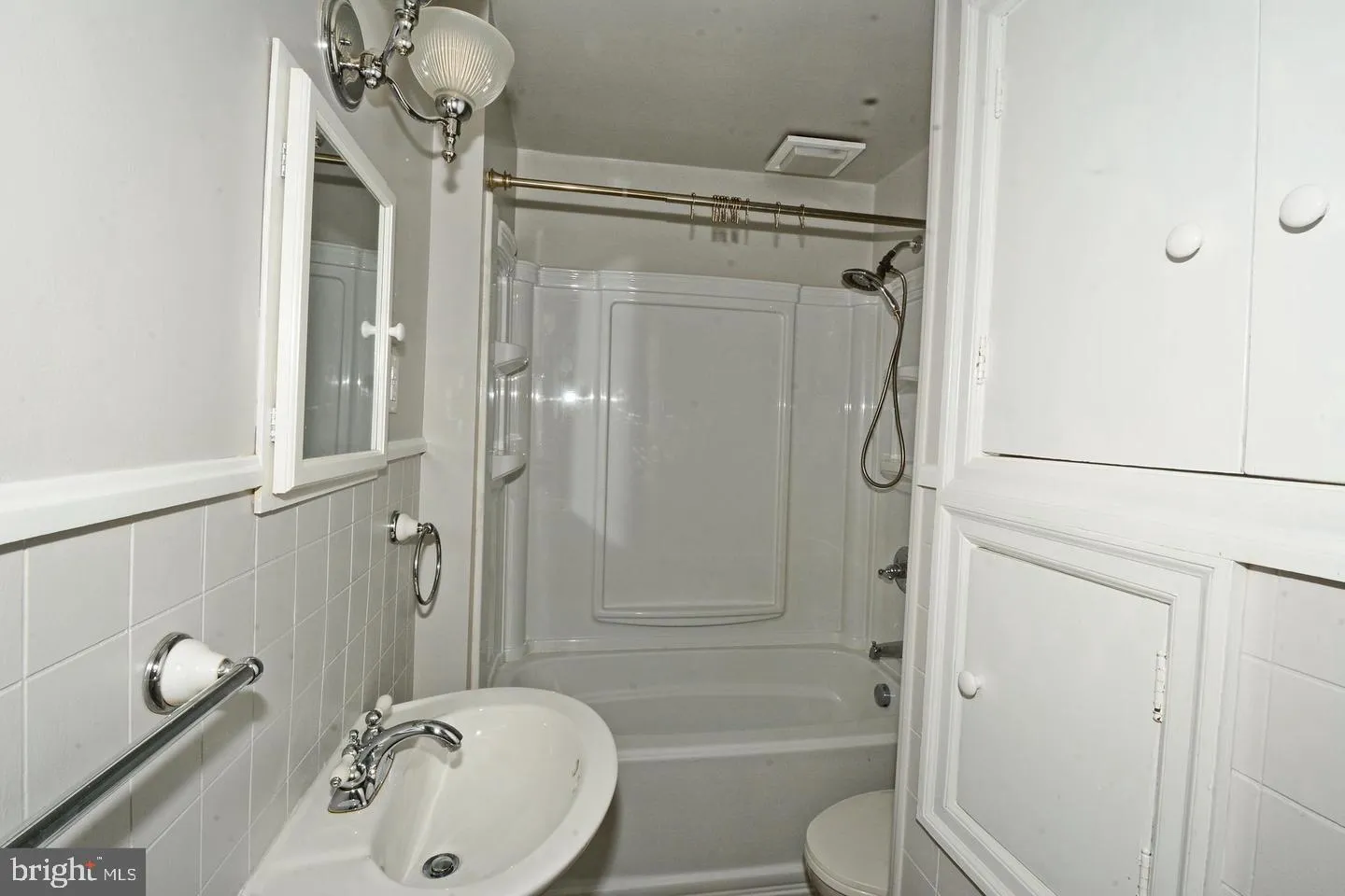 York, Pennsylvania 17408, United States, 2 Bedrooms Bedrooms, ,2 BathroomsBathrooms,Residential,Active,104050