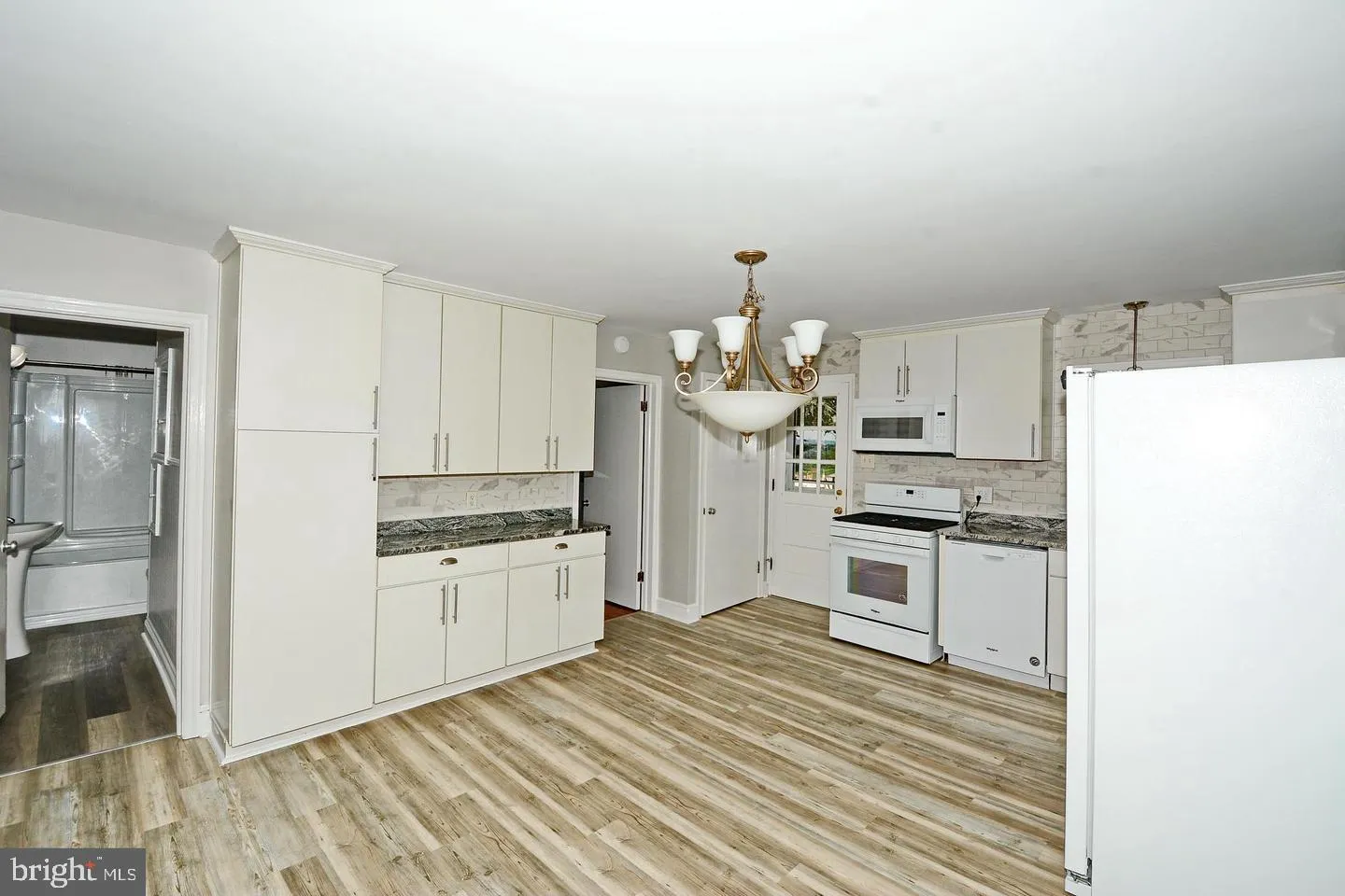 York, Pennsylvania 17408, United States, 2 Bedrooms Bedrooms, ,2 BathroomsBathrooms,Residential,Active,104050