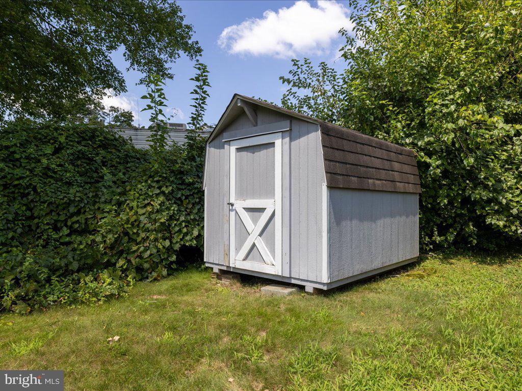 MEADOWVIEW - Residential