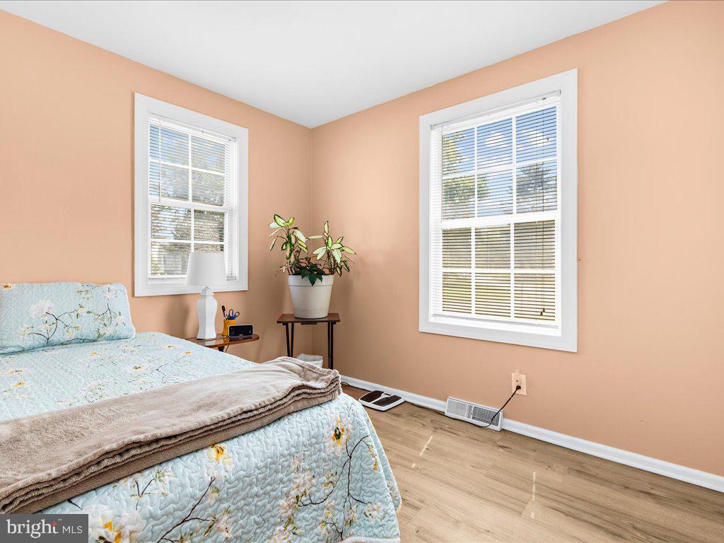 MEADOWVIEW - Residential