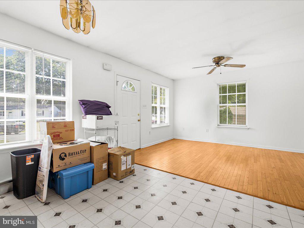 MEADOWVIEW - Residential