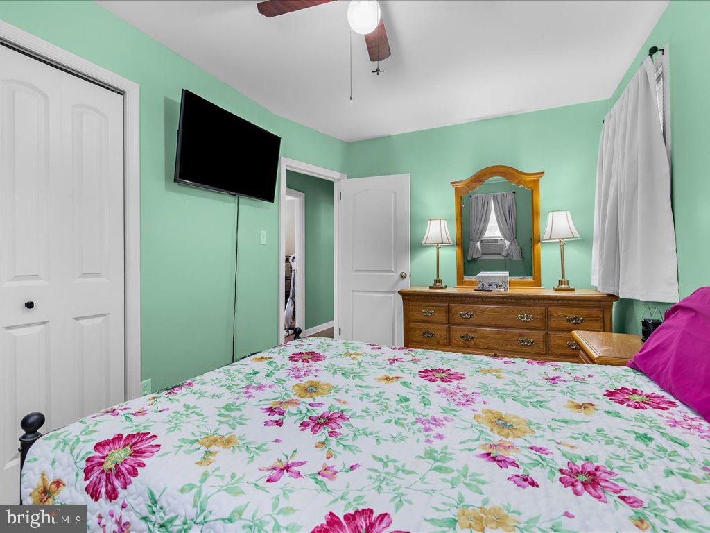 MEADOWVIEW - Residential