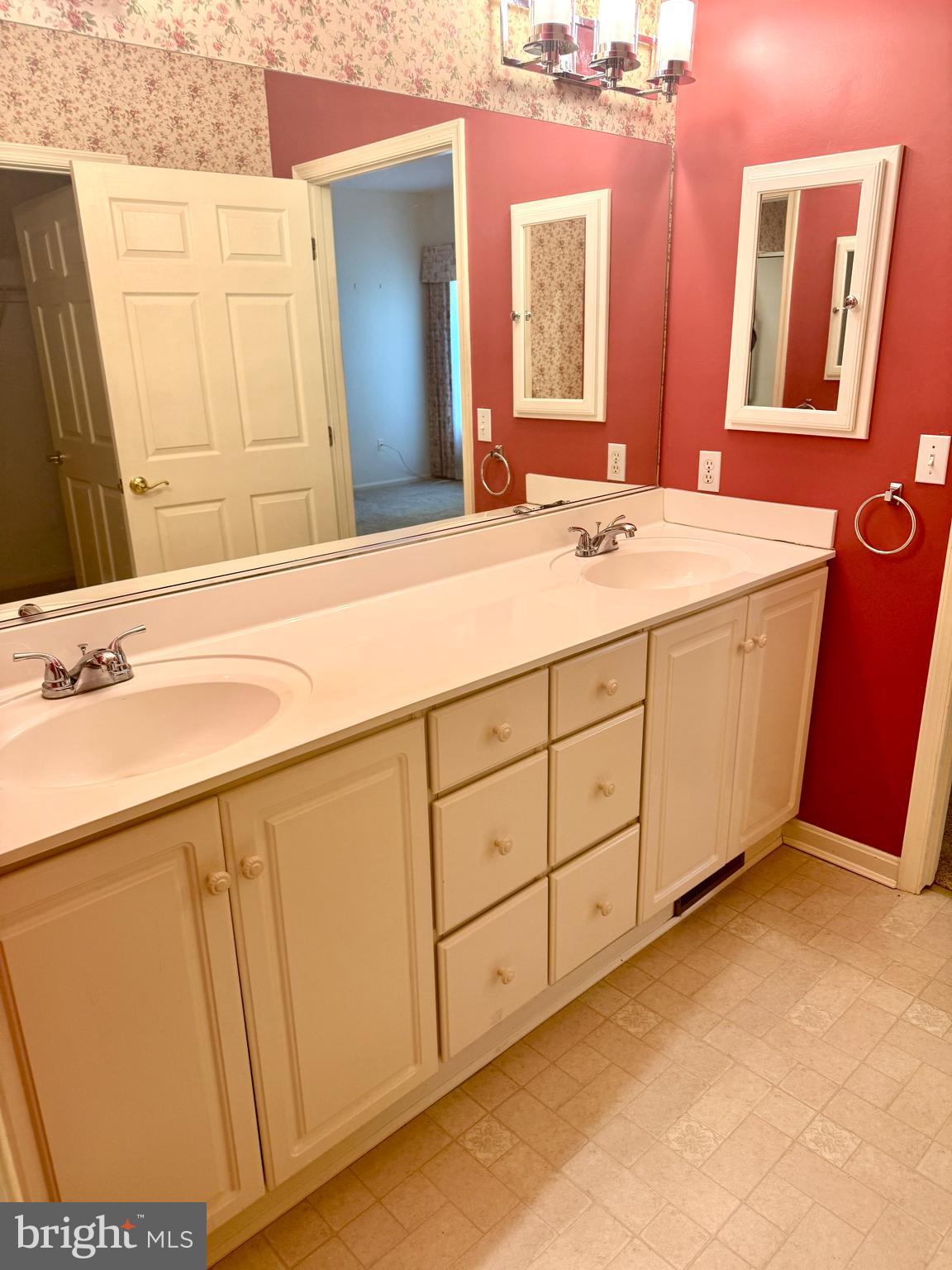 MALLARD LANDING - Residential