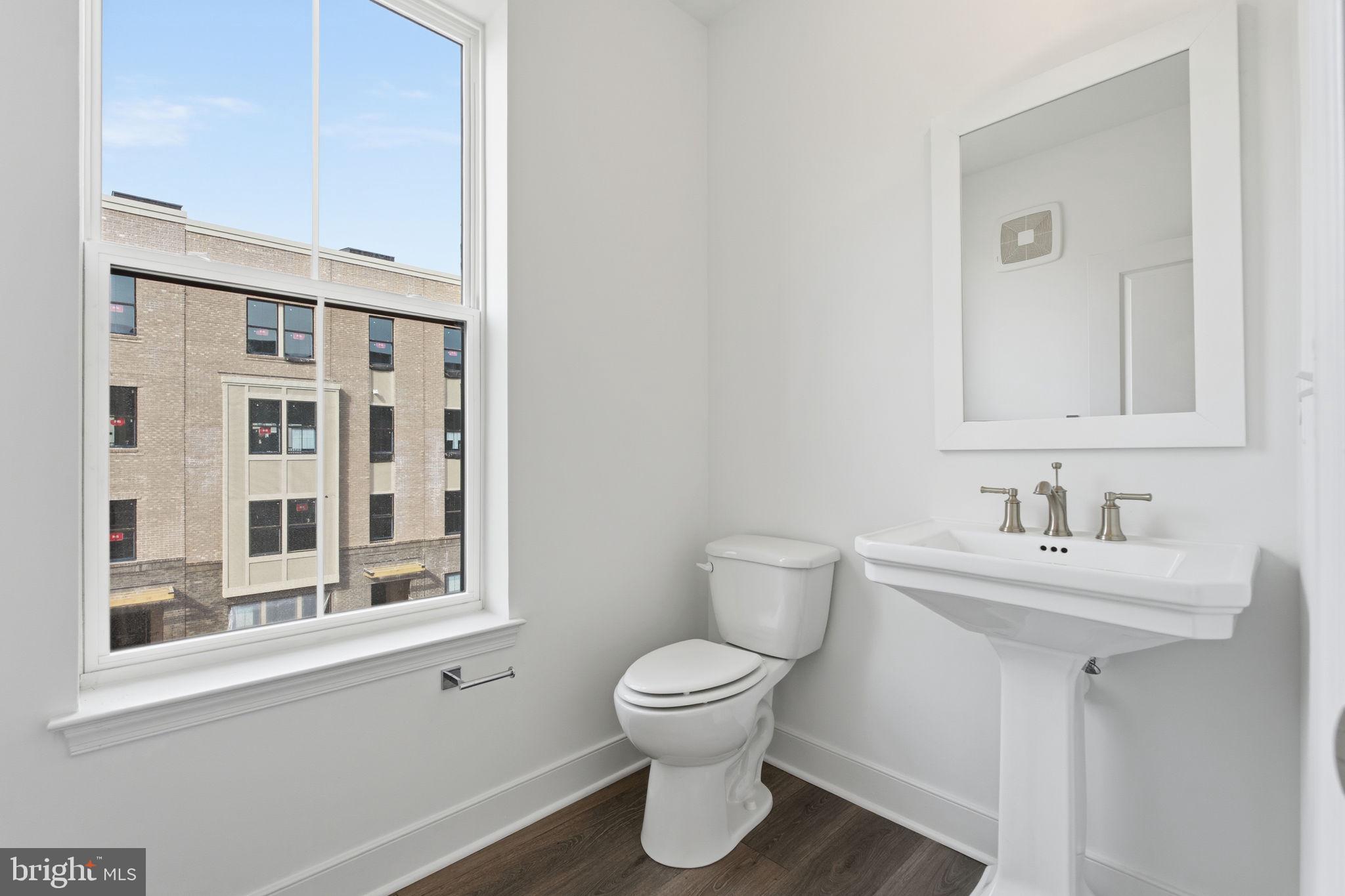 LOCKE LANDING - Residential