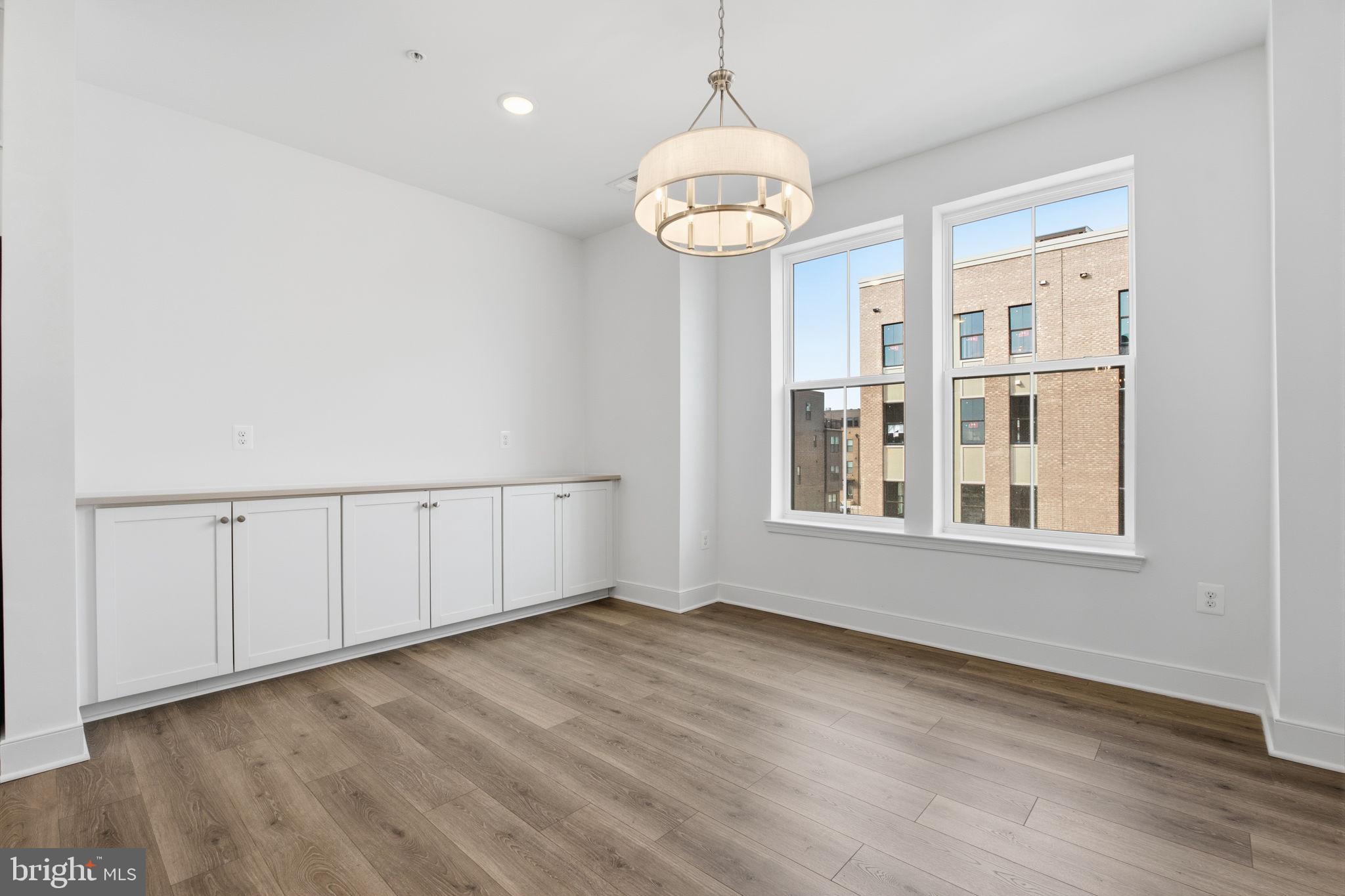 LOCKE LANDING - Residential