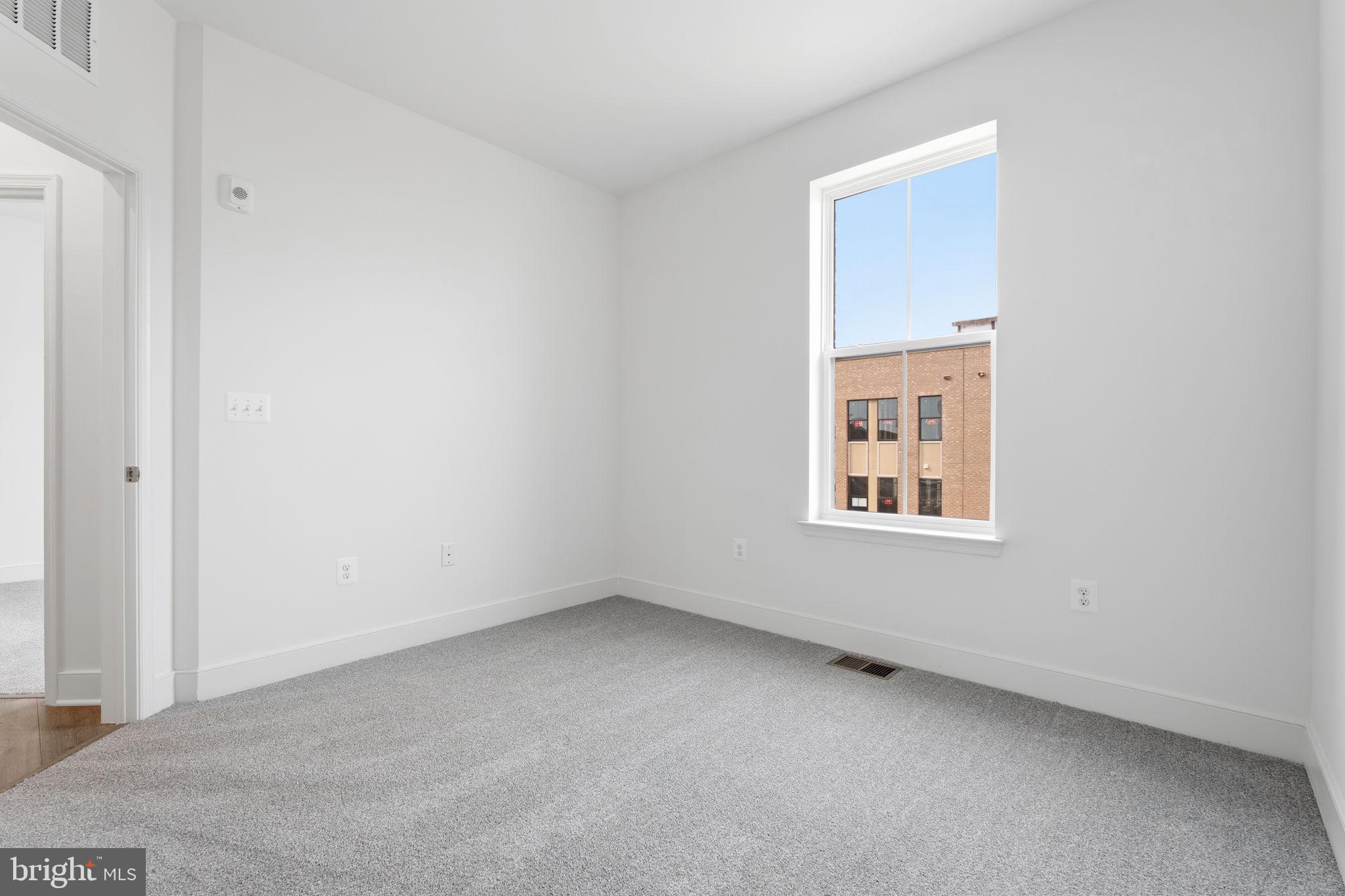 LOCKE LANDING - Residential