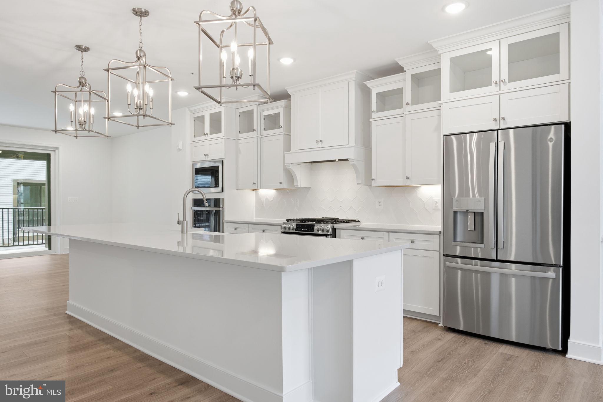 LOCKE LANDING - Residential