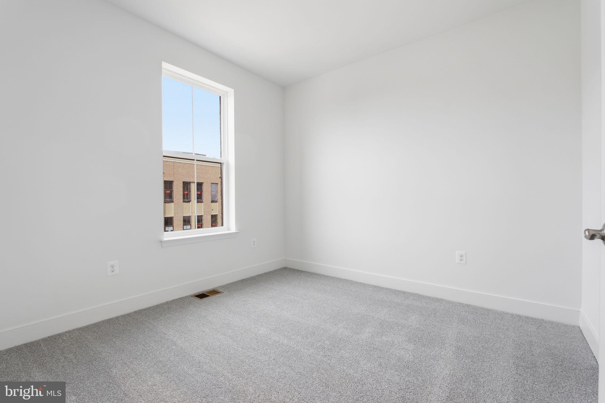 LOCKE LANDING - Residential