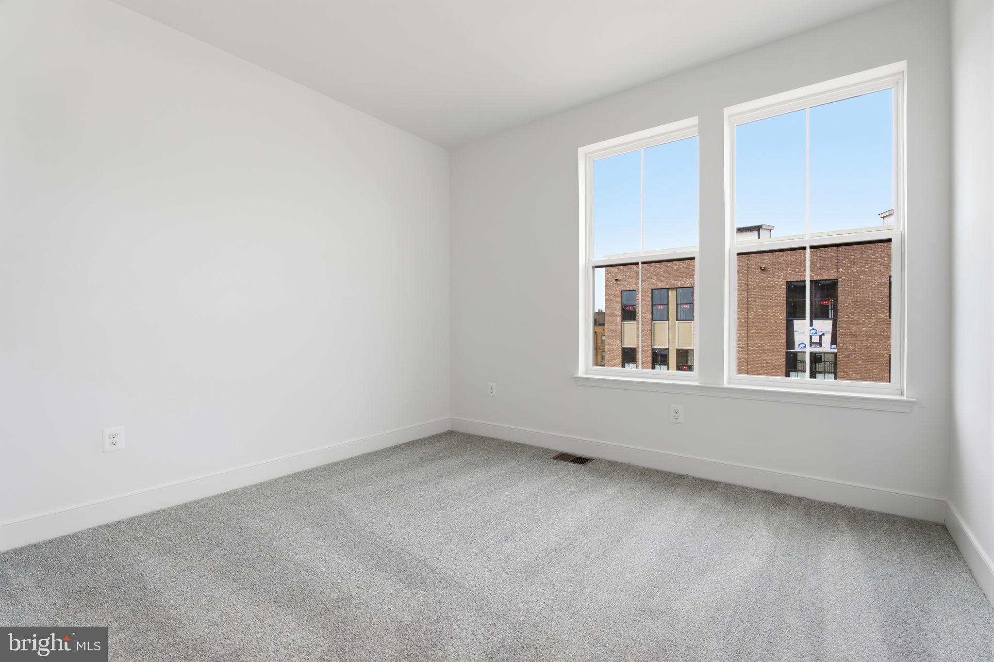 LOCKE LANDING - Residential