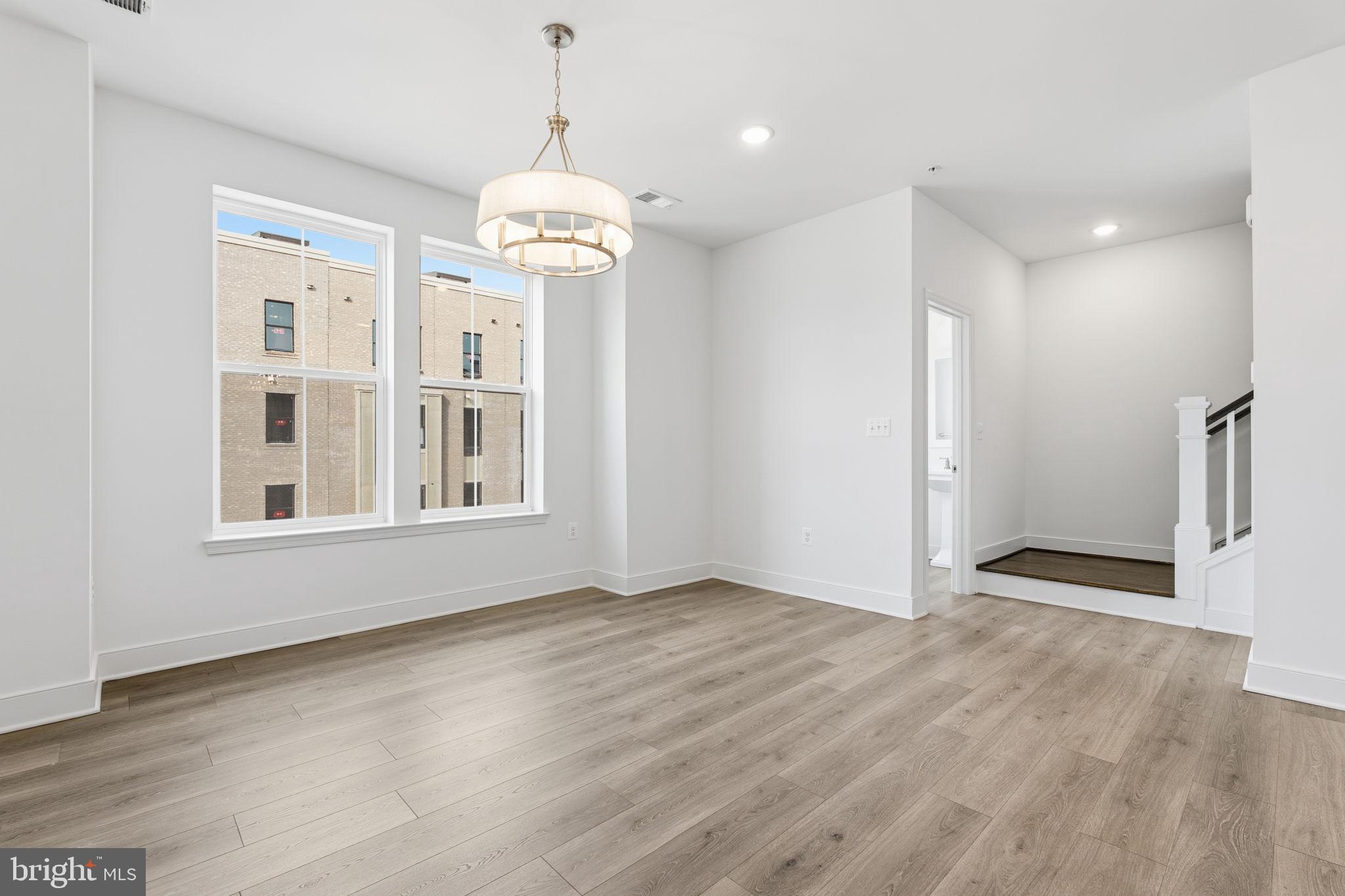 LOCKE LANDING - Residential