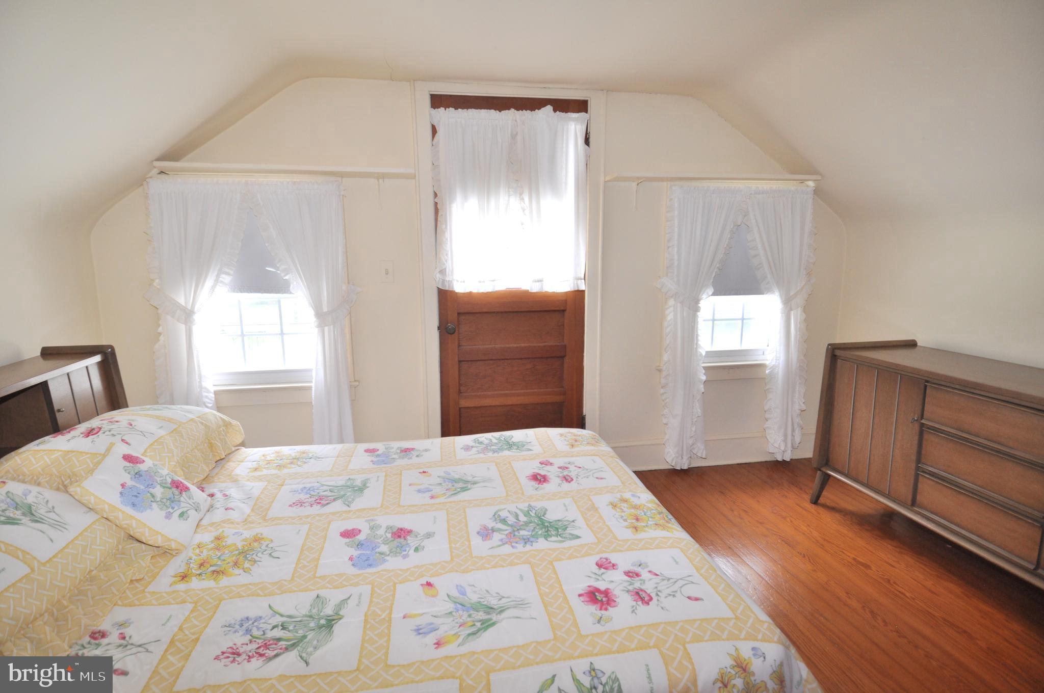 WINTER QUARTERS - Residential