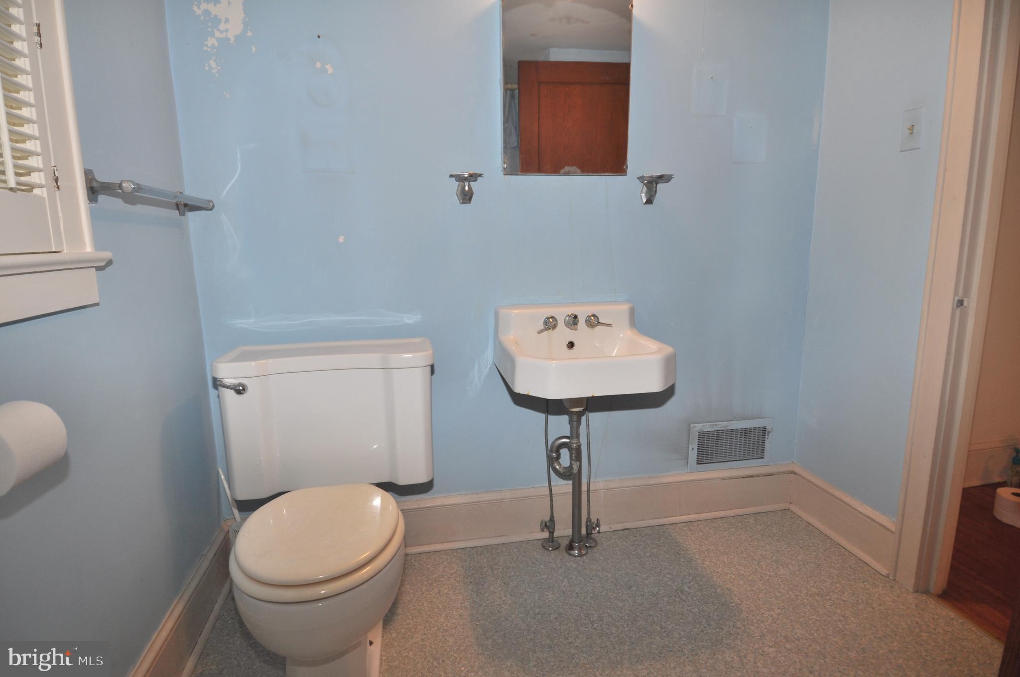 WINTER QUARTERS - Residential