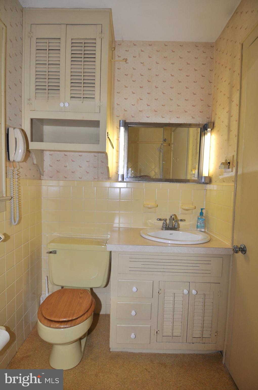 WINTER QUARTERS - Residential