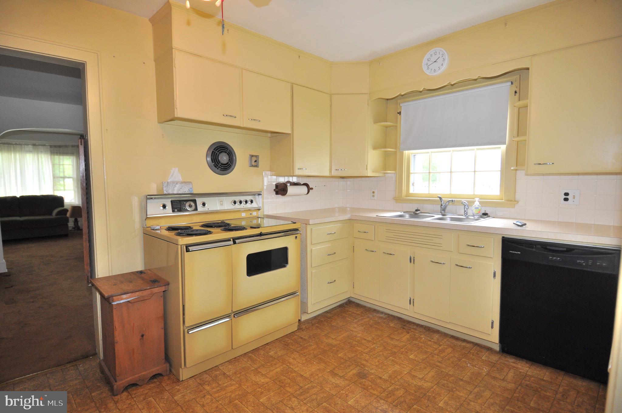 WINTER QUARTERS - Residential