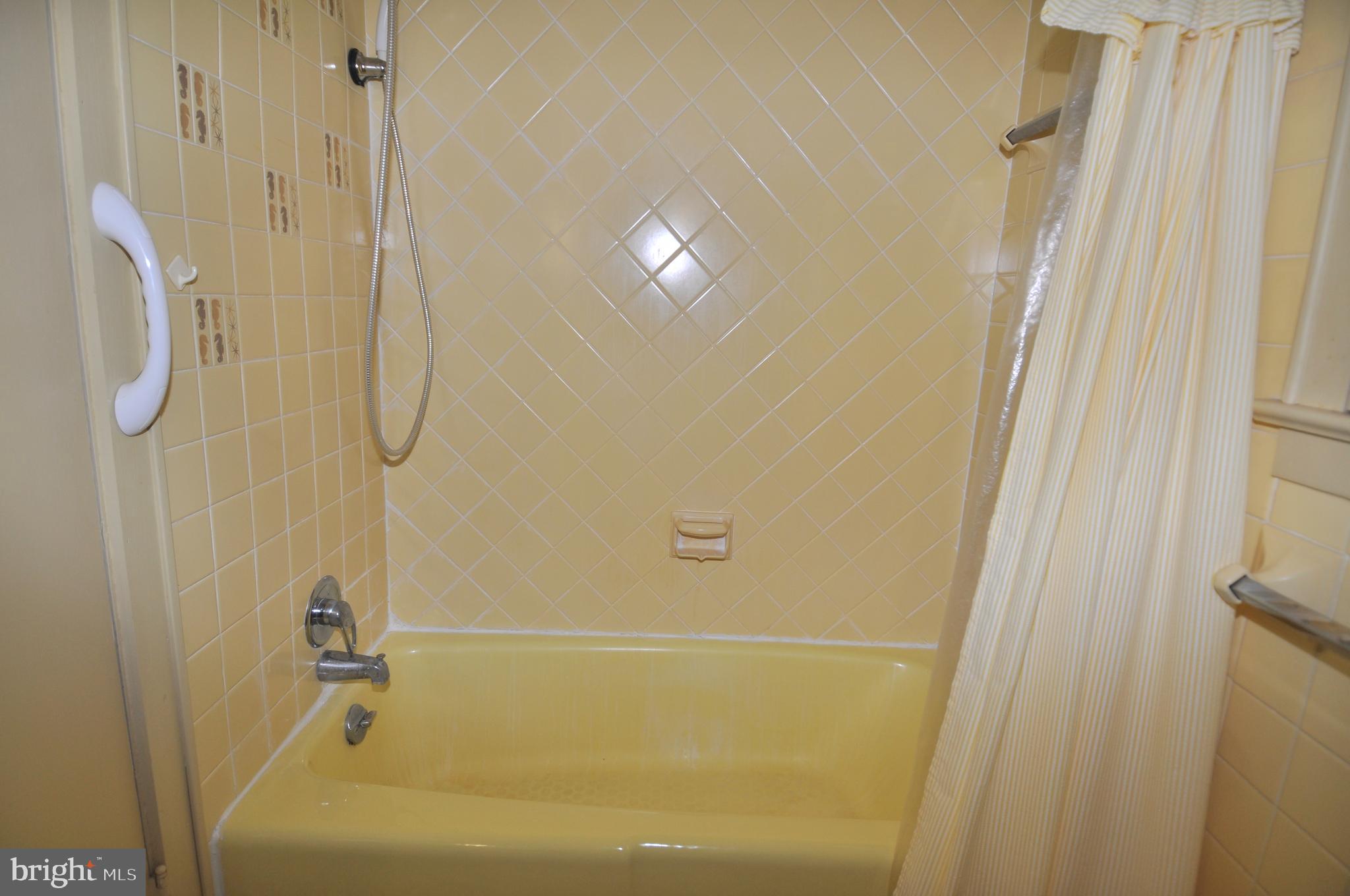 WINTER QUARTERS - Residential