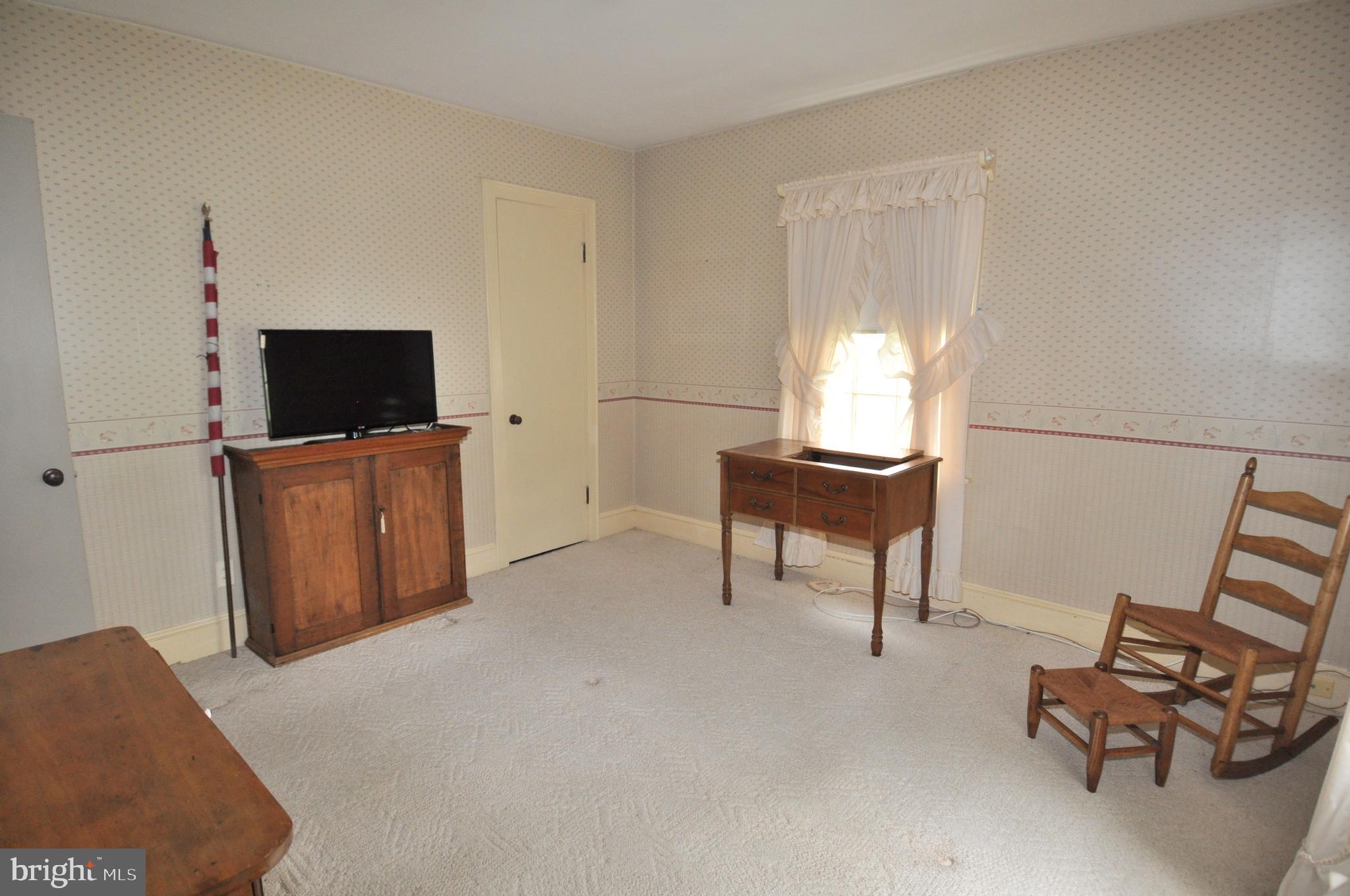 WINTER QUARTERS - Residential