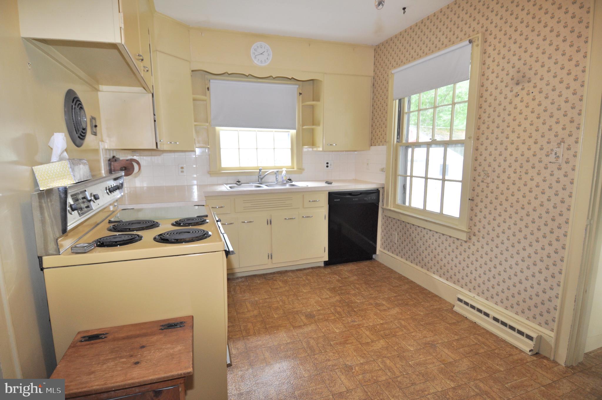 WINTER QUARTERS - Residential