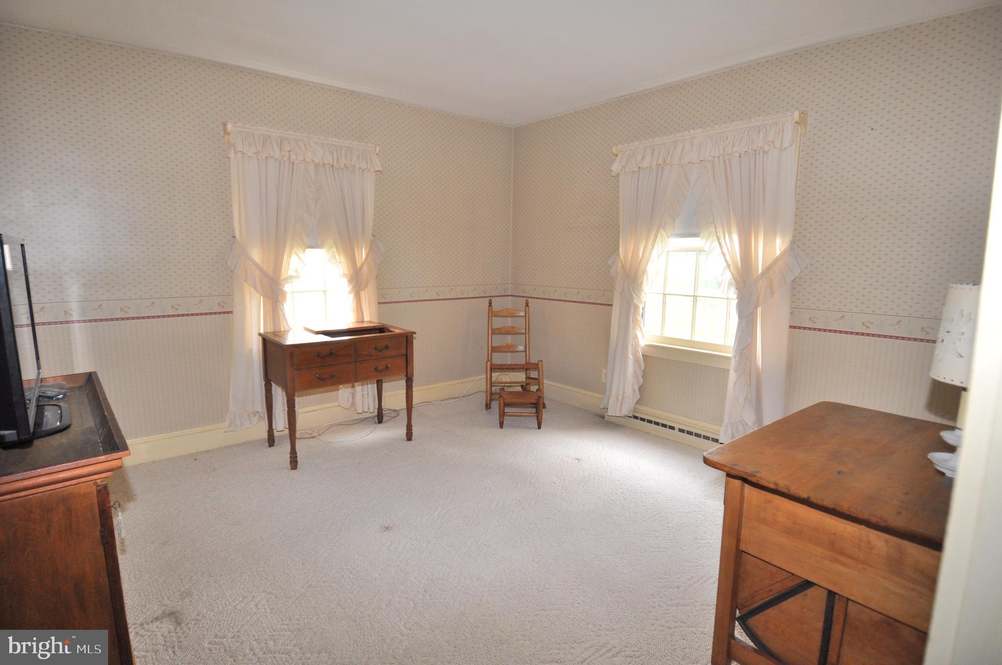 WINTER QUARTERS - Residential