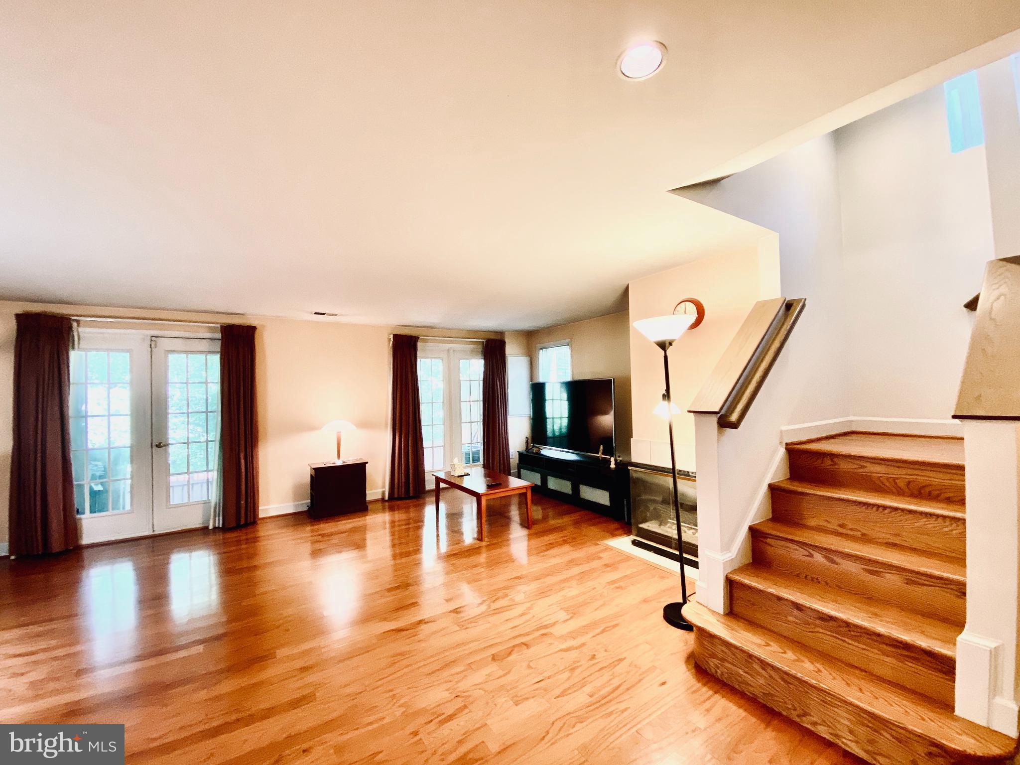 PENDERBROOK - Residential