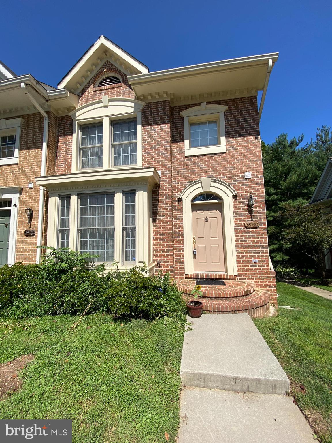 PENDERBROOK - Residential