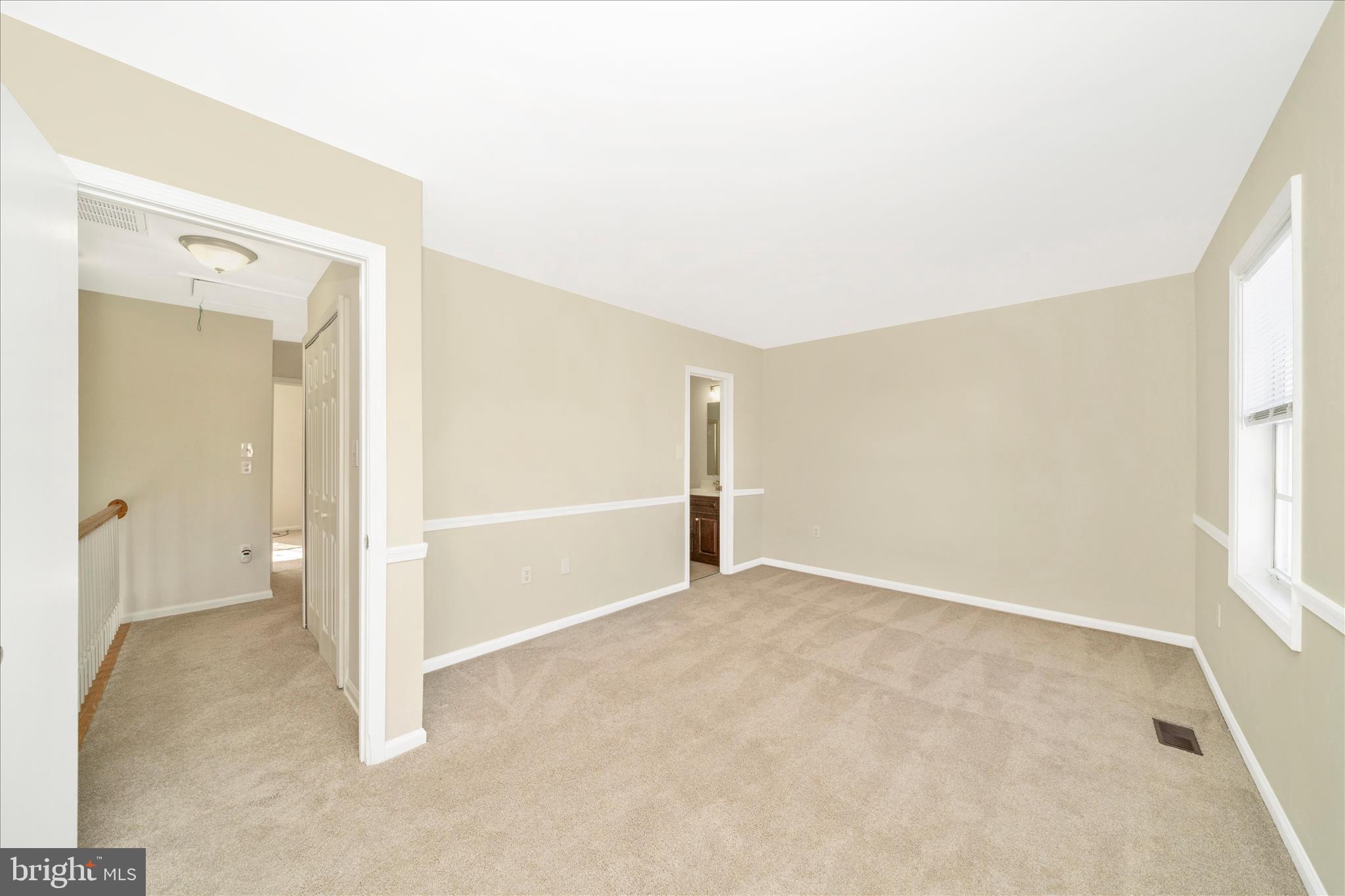 CROFTON MEWS CONDO - Residential