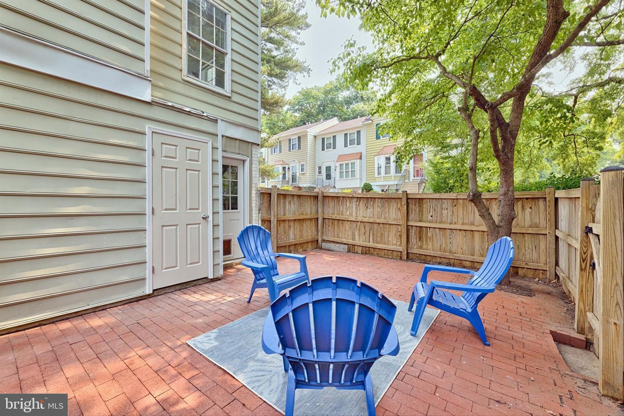 CROFTON MEWS CONDO - Residential